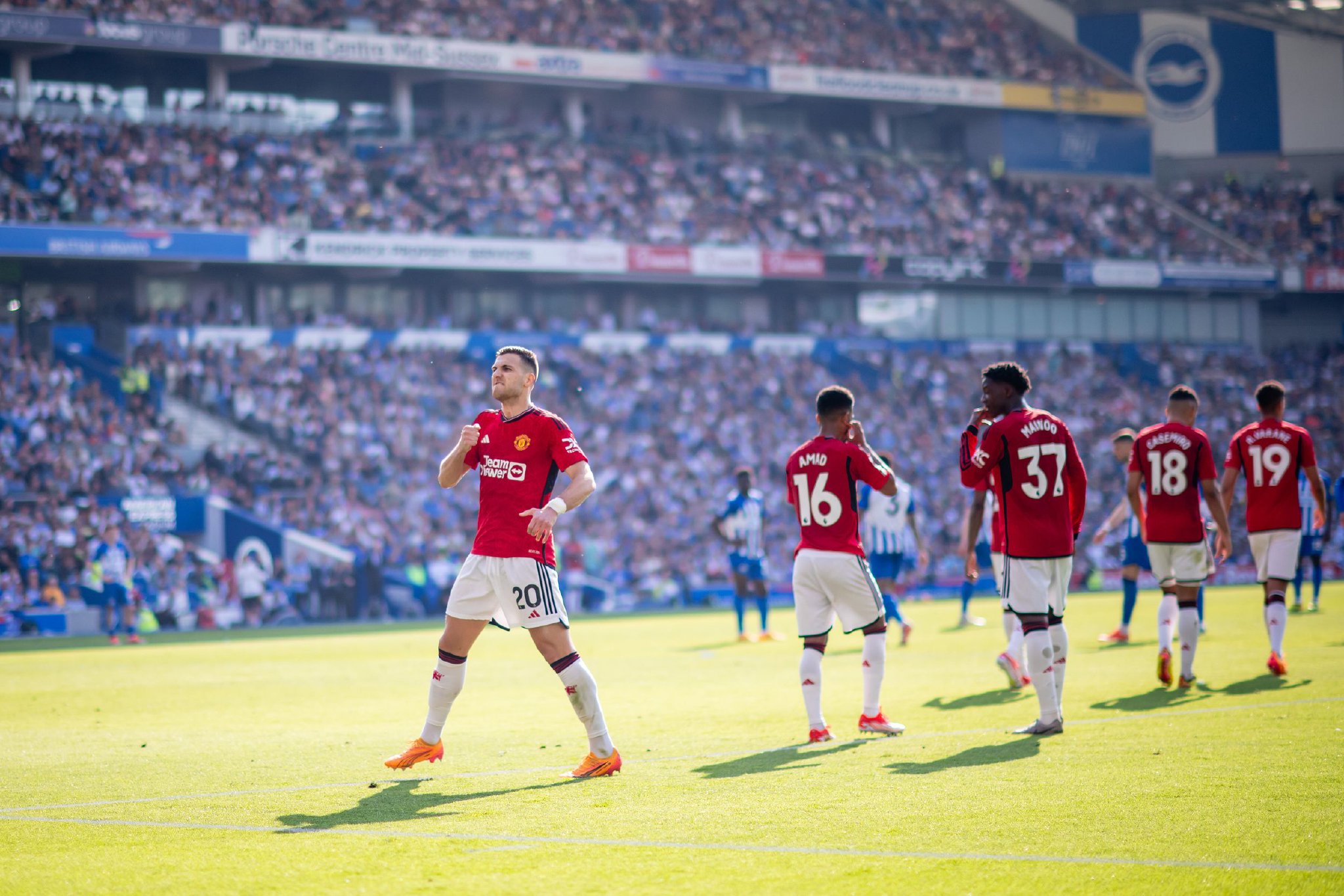 市场上花费 市场上花费